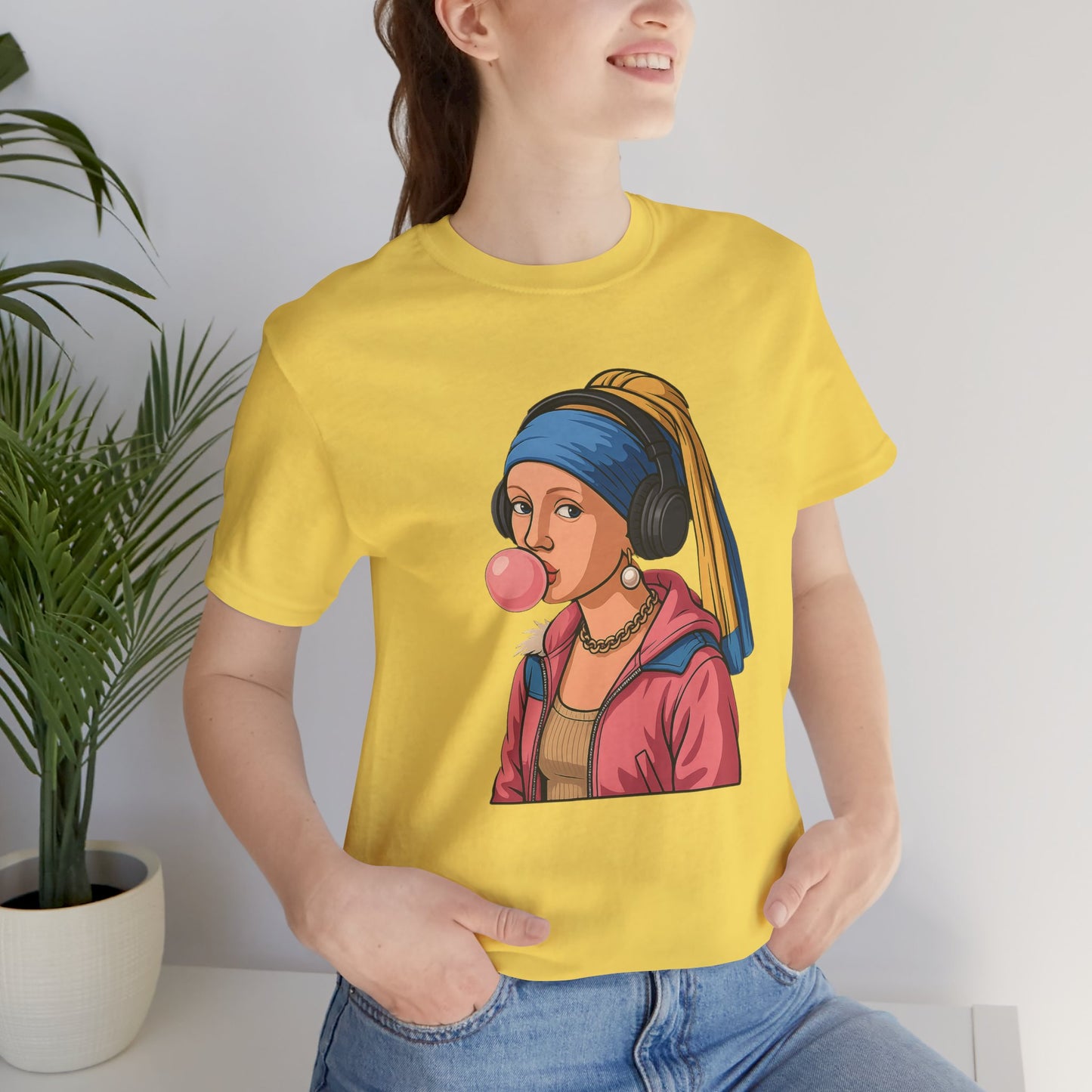 Modern Muse Tee – “Girl with the Bubblegum”