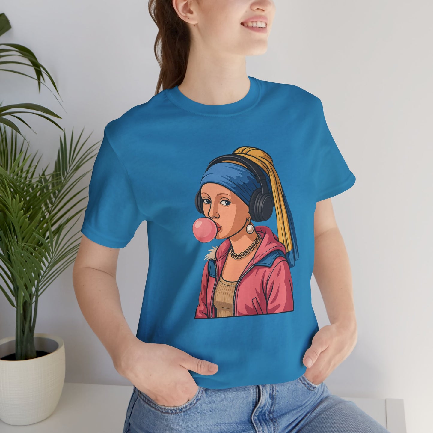 Modern Muse Tee – “Girl with the Bubblegum”