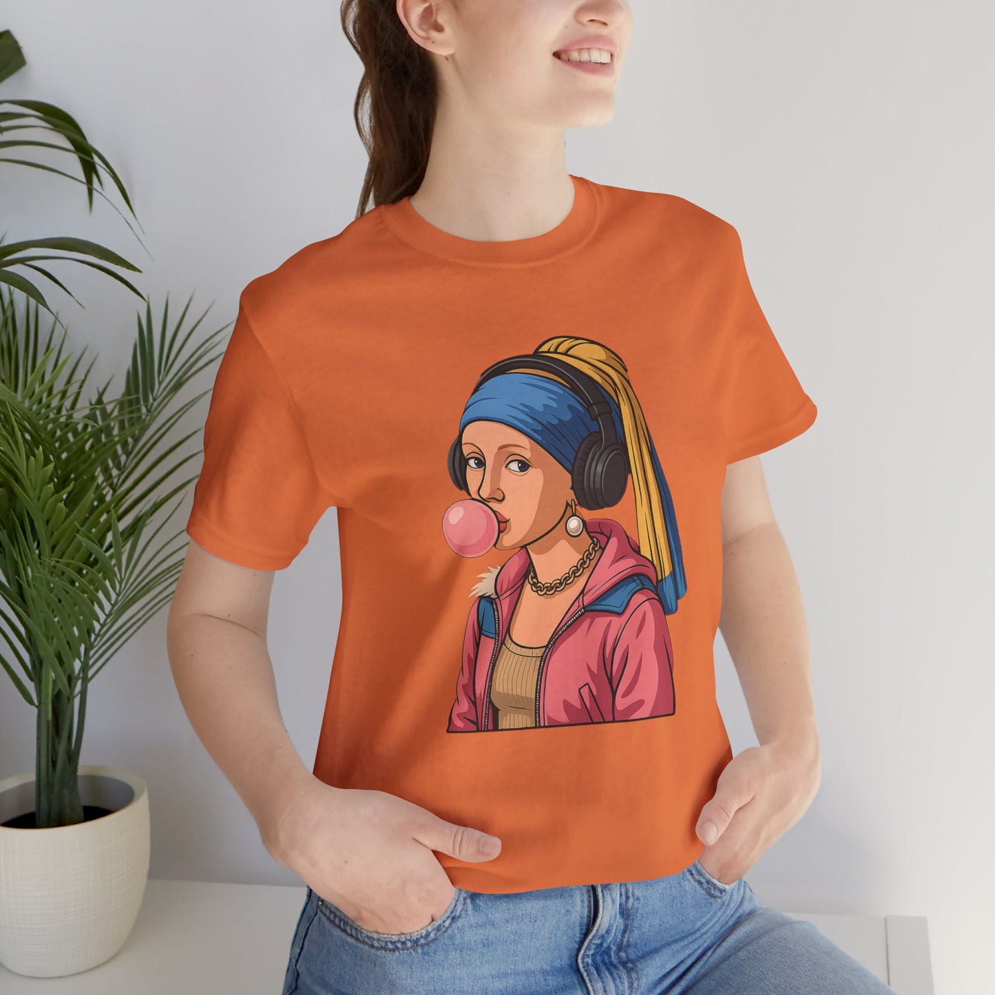 Modern Muse Tee – “Girl with the Bubblegum”